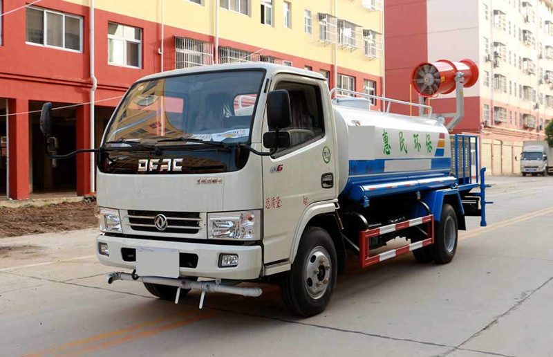 東風小多利卡霧炮灑水車
